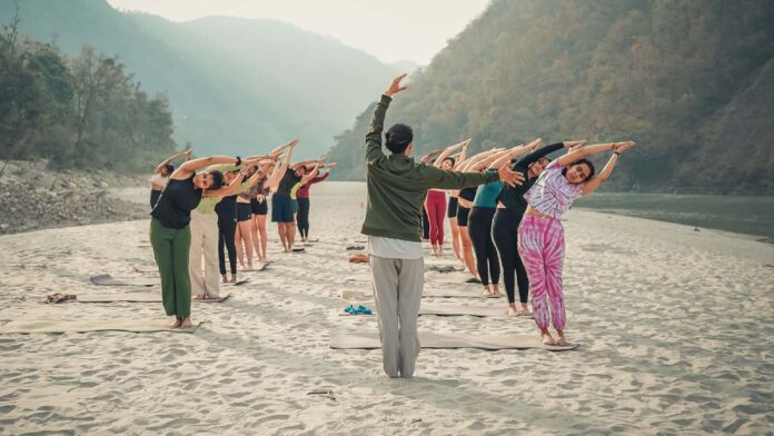 A Complete Guide to Advanced Yoga Teacher Training in Rishikesh